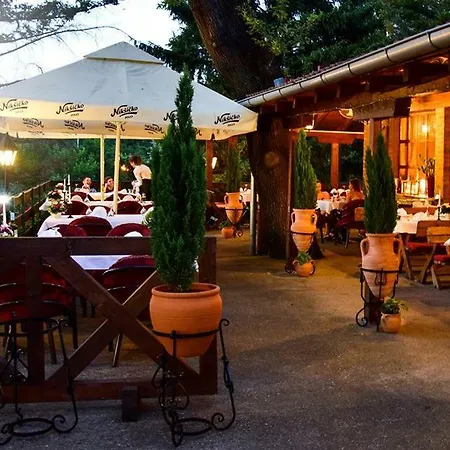Bungalovi I Sobe Duboko Capsule hotel