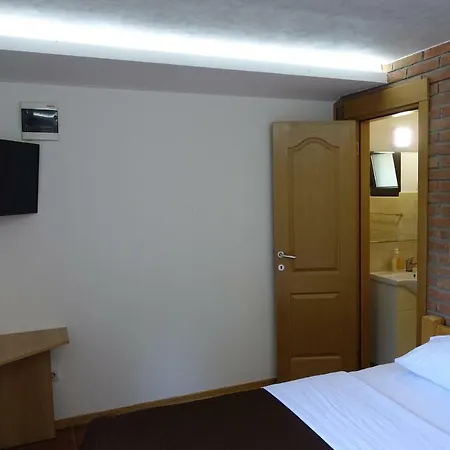 Bungalovi I Sobe Duboko * Obrenovac (Belgrade)