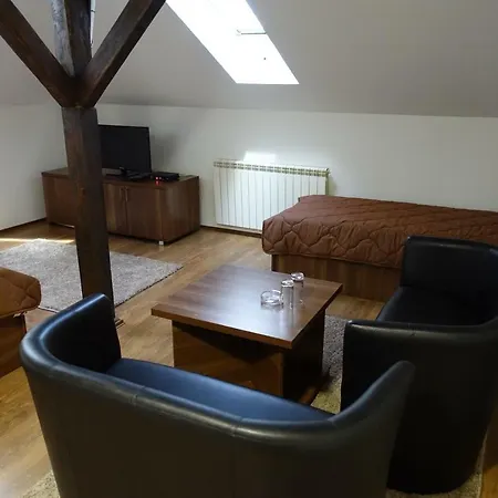 Capsule hotel Bungalovi I Sobe Duboko