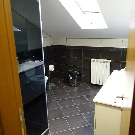 Capsule hotel Bungalovi I Sobe Duboko Obrenovac (Belgrade)